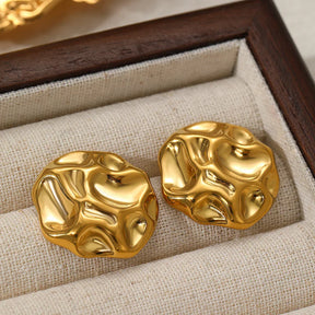 Brinco Irregular Banhado a Ouro | BELLORIE