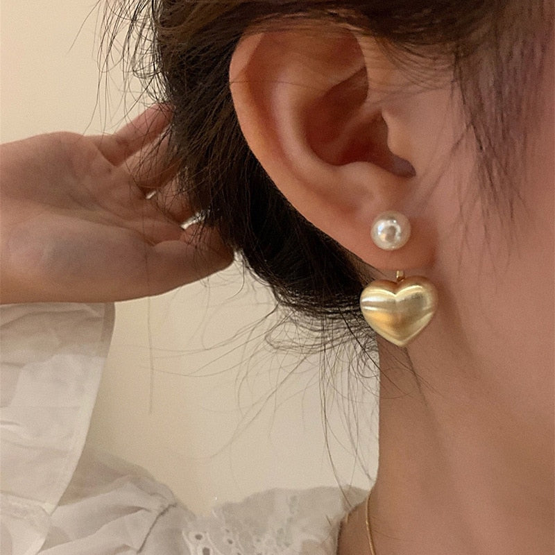 Brinco Dourado Coração com Pérola | BELLORIE
