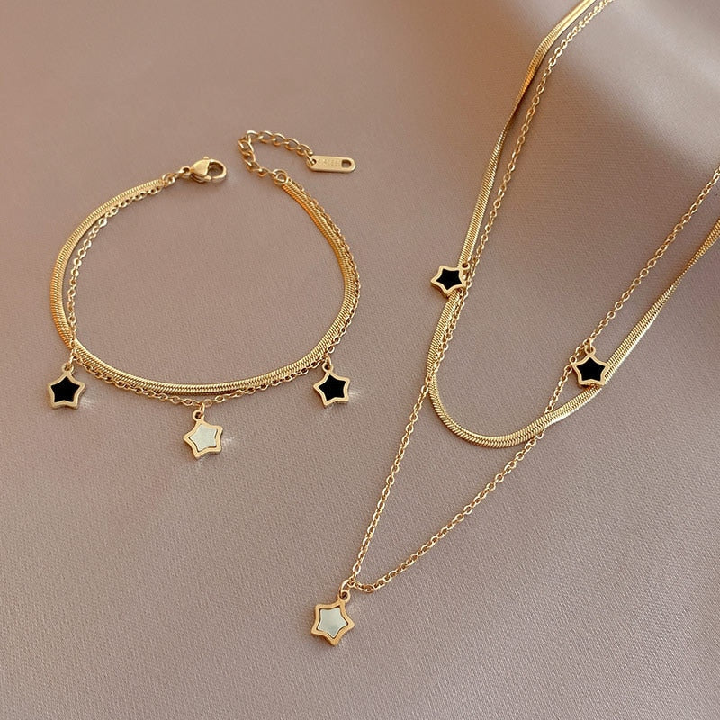 Conjunto Colar e Pulseira com Pingente Estrela | BELLORIE
