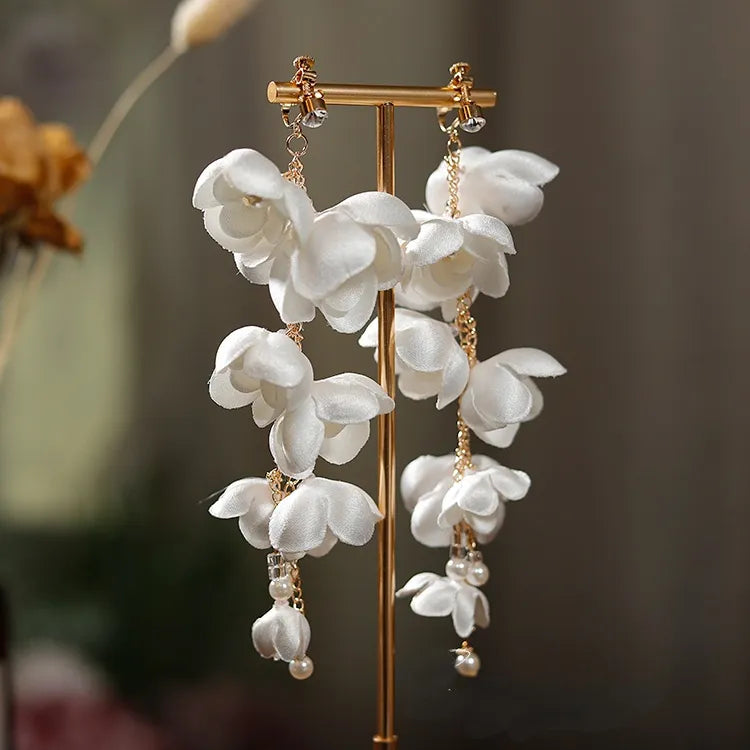 Brinco Longo Flor | BELLORIE