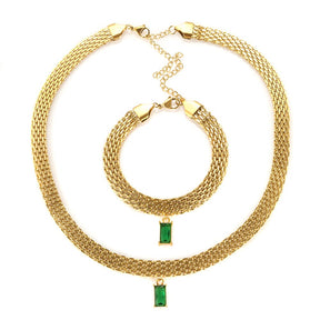 Conjunto Colar e Pulseira de Malha Dourada Pingente de Zircônia | BELLORIE