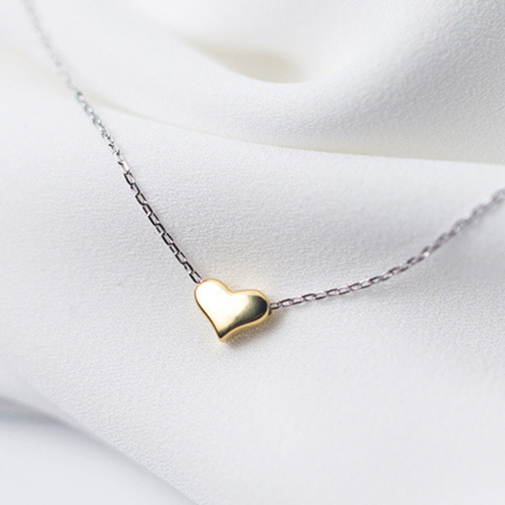 Colar de Prata com Pingente de Coração Dourado | BELLORIE